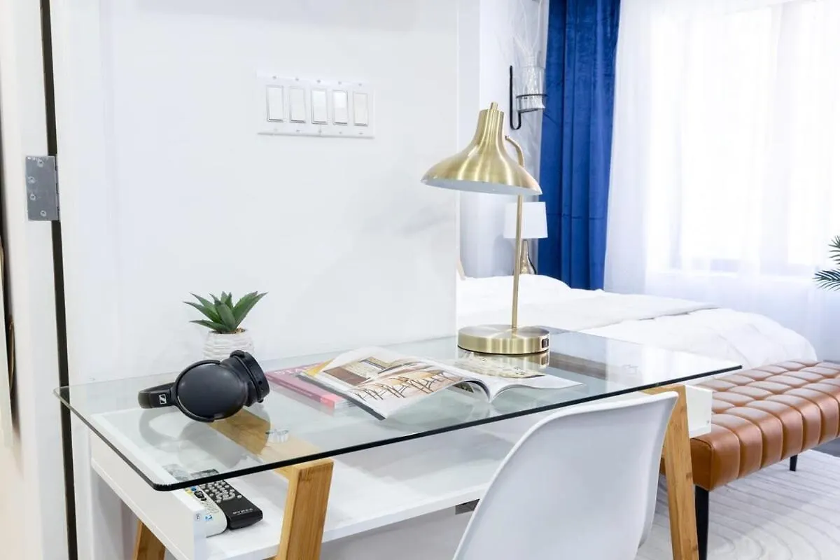 809-5B Luxury Studio With A Private Balcony Nova Iorque 0*,  Estados Unidos da América
