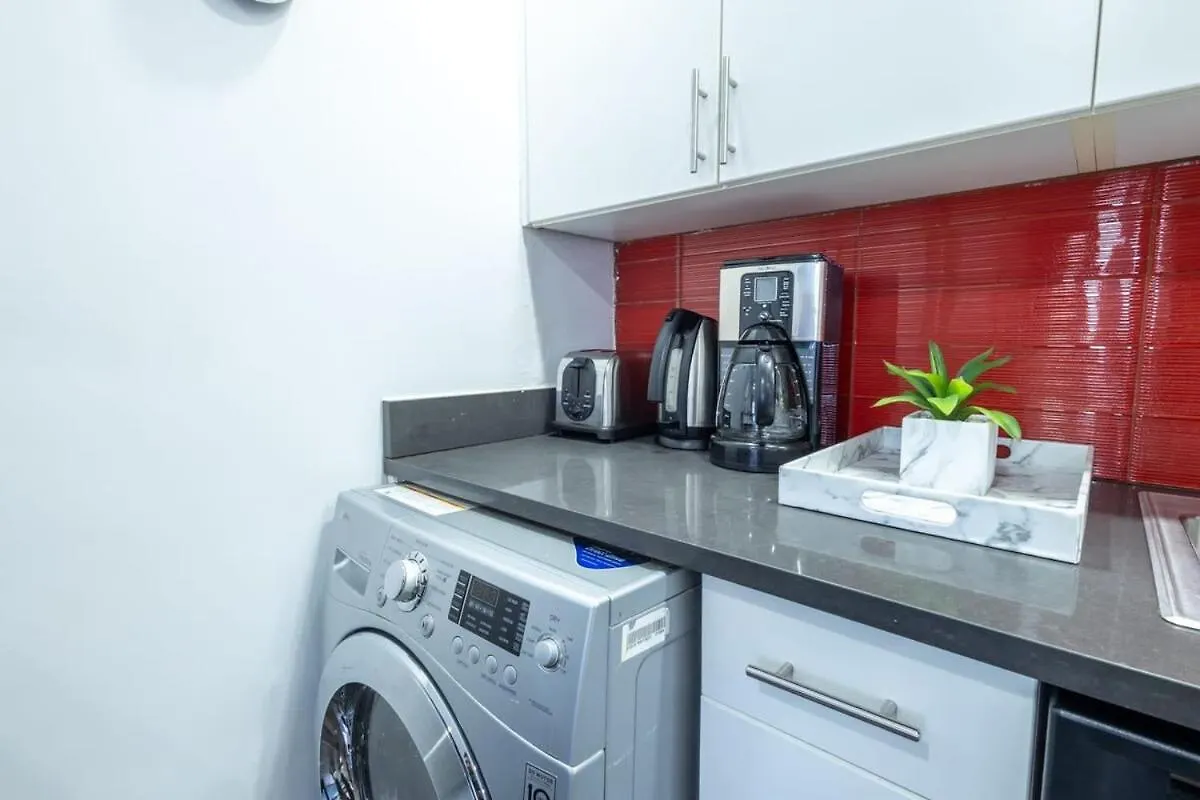 809-5B Luxury Studio With A Private Balcony Nueva York